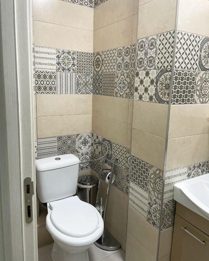 White Apartment Bukareszt Zewnętrze zdjęcie